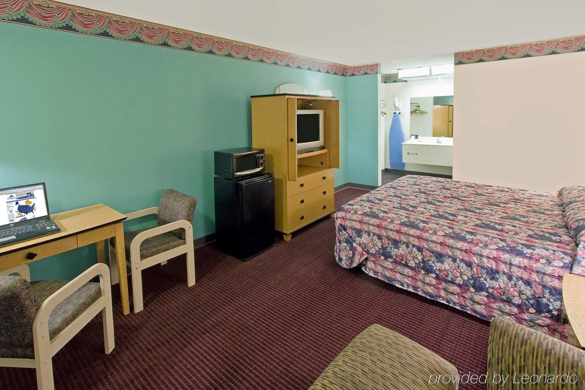 Americas Best Value Inn Wildersville Camera foto